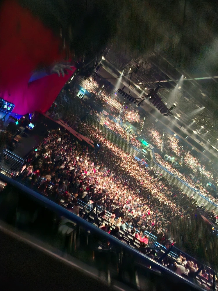 GIF uploaded by Maximus