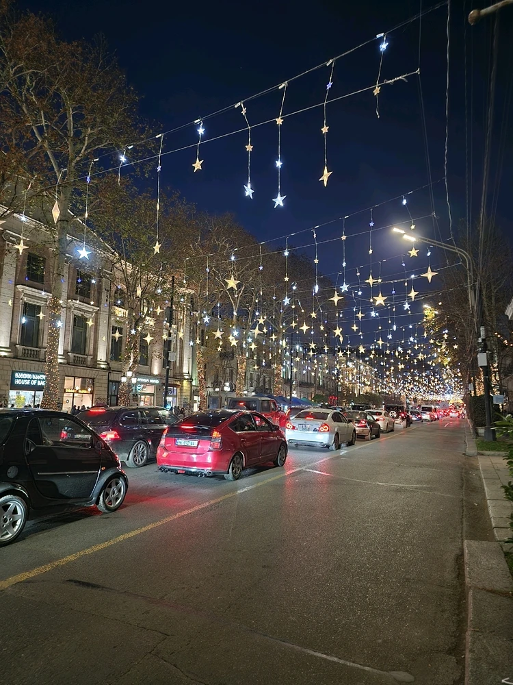 GIF uploaded by Ruti