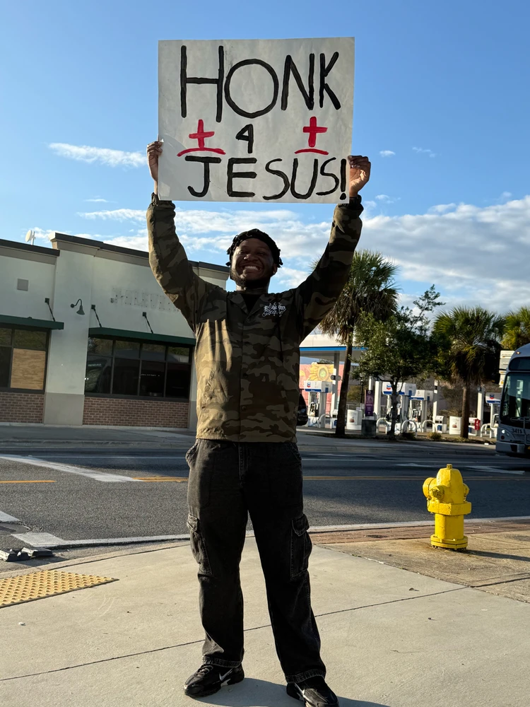 GIF uploaded by Senjii