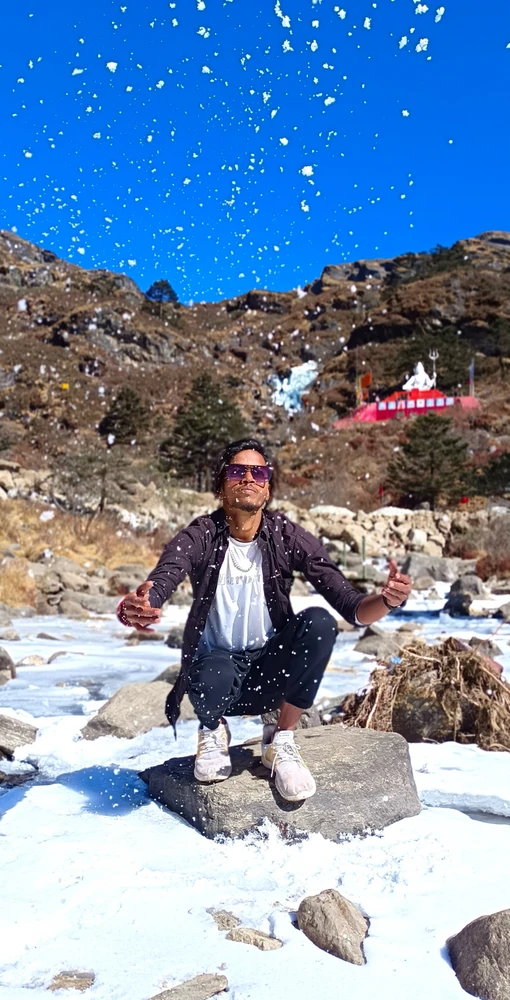 GIF na in-upload ni Bimal