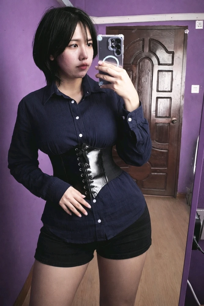 GIF uploaded by Jiji