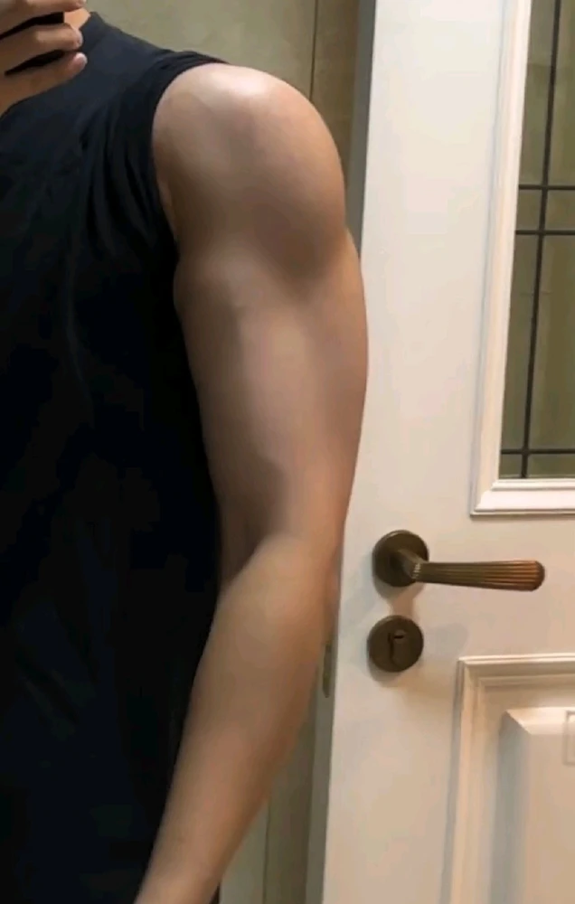 GIF na in-upload ni FatKnee