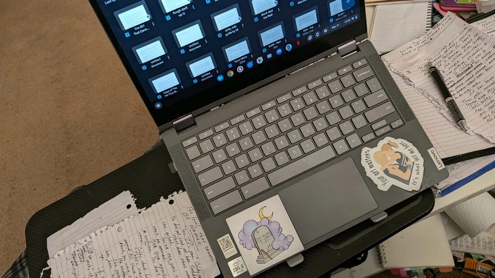 GIF diunggah ku Writing for Miles