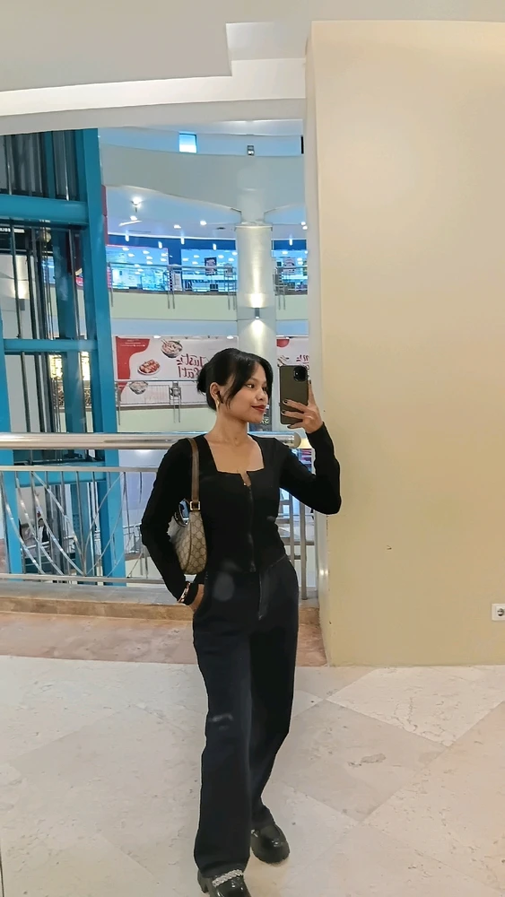GIF napetrak'i Marissa J