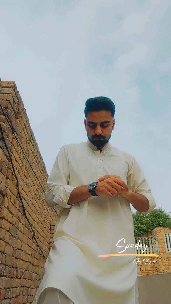 GIF gi-upload ni Hamza Rasheed