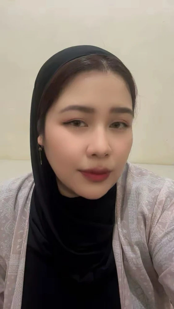 GIF diunggah oleh Nada