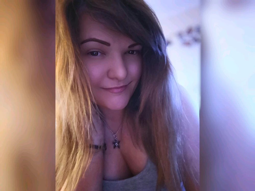 GIF uploaded by Timea