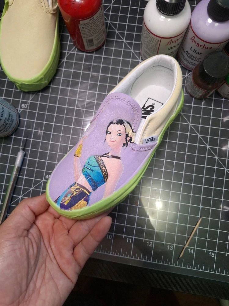 GIF uploaded by Lo