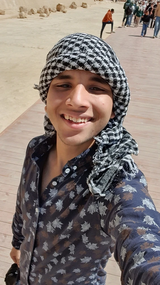 GIF nahral Mustafa Al Hamdan