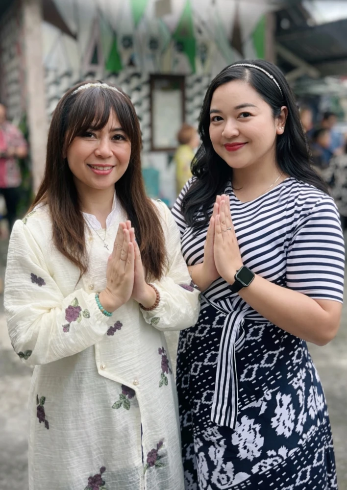 GIF diunggah oleh Esther