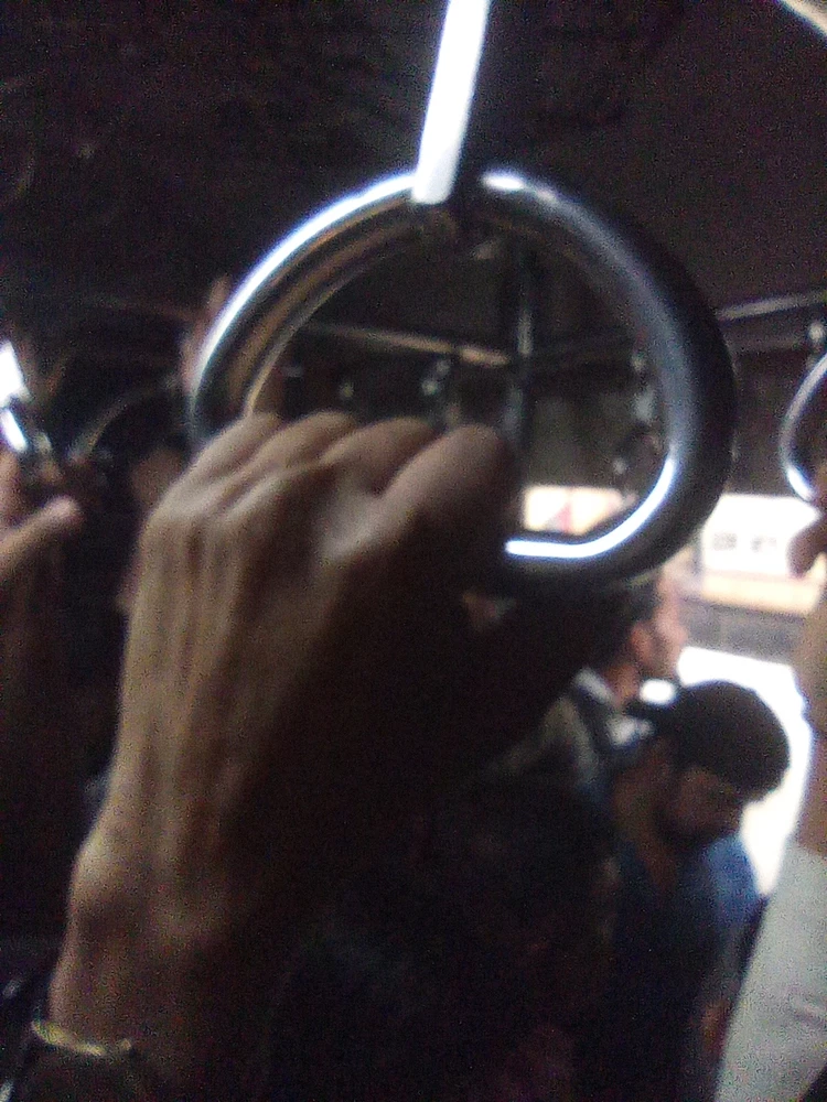 GIF жүктеген Attreya Mandal