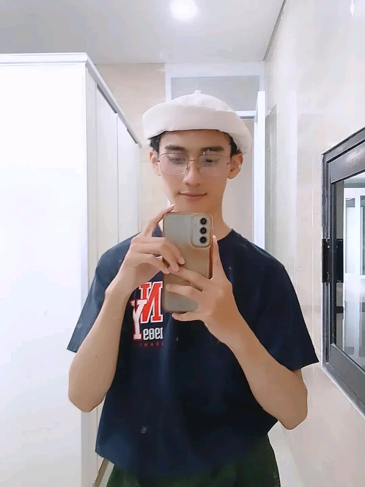 GIF diunggah oleh Ceonaceon