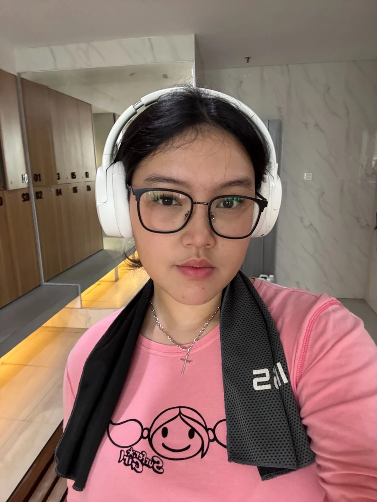 GIF uploaded by Belicia