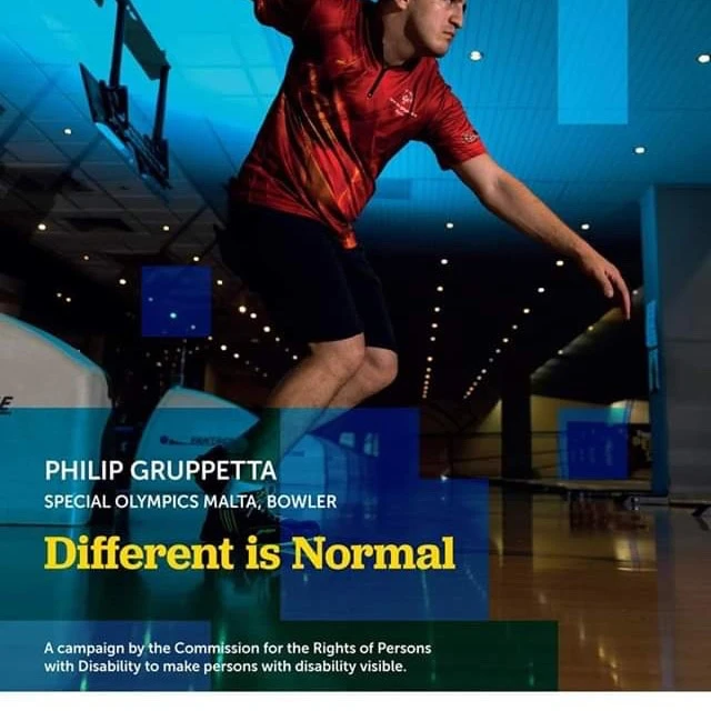 GIF gi-upload ni Philip