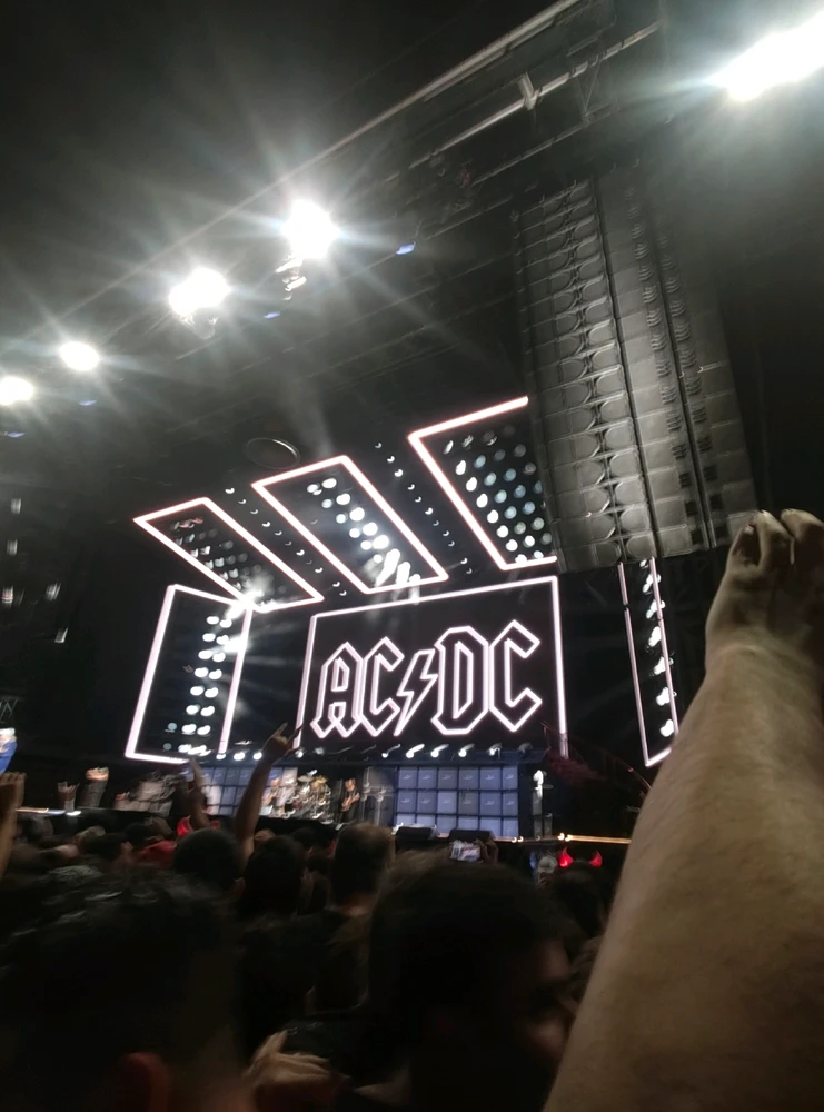 GIF uploaded by Gaspi