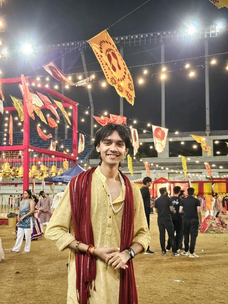 GIF uploaded by Dipansh
