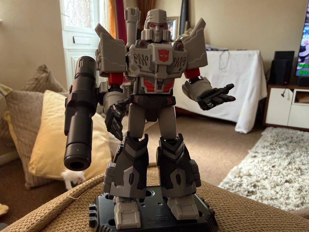 GIF uploaded by Aaron