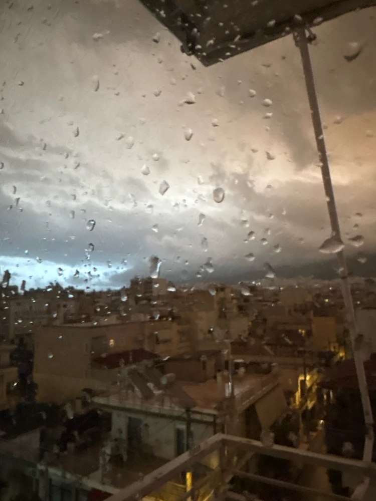GIF uploaded by Χρήστος
