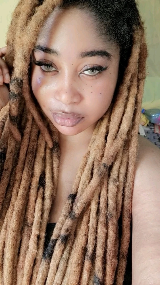 GIF gi-upload ni Tamika