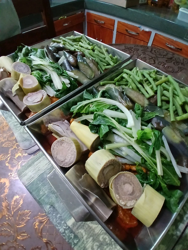 GIF uploaded by EyCeeEm