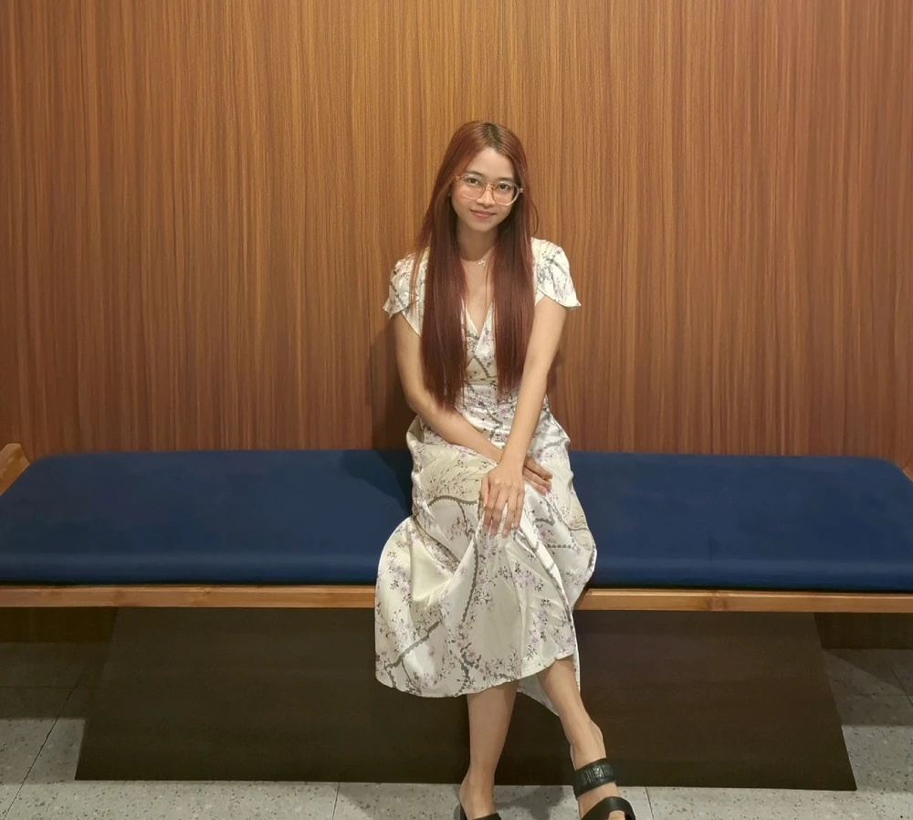 GIF uploaded by Anni