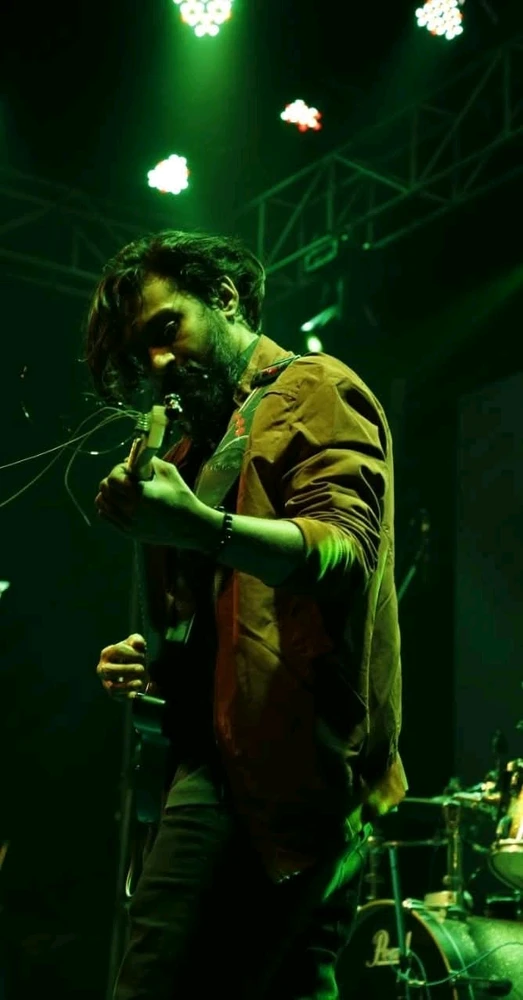 GIF gi-upload ni Rohan Ghosh