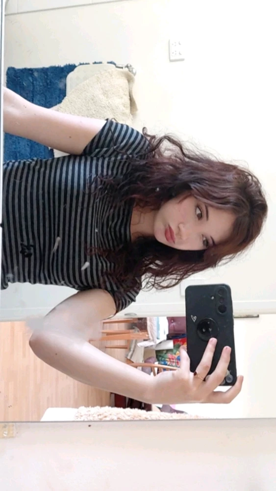 GIF uploaded by Willow