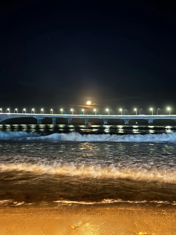 GIF uploaded by Humaid