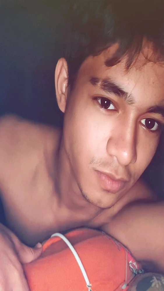 Dark আপলোড করা GIF