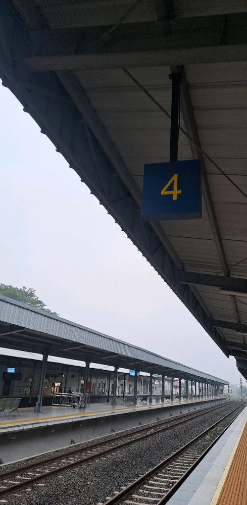 9¾