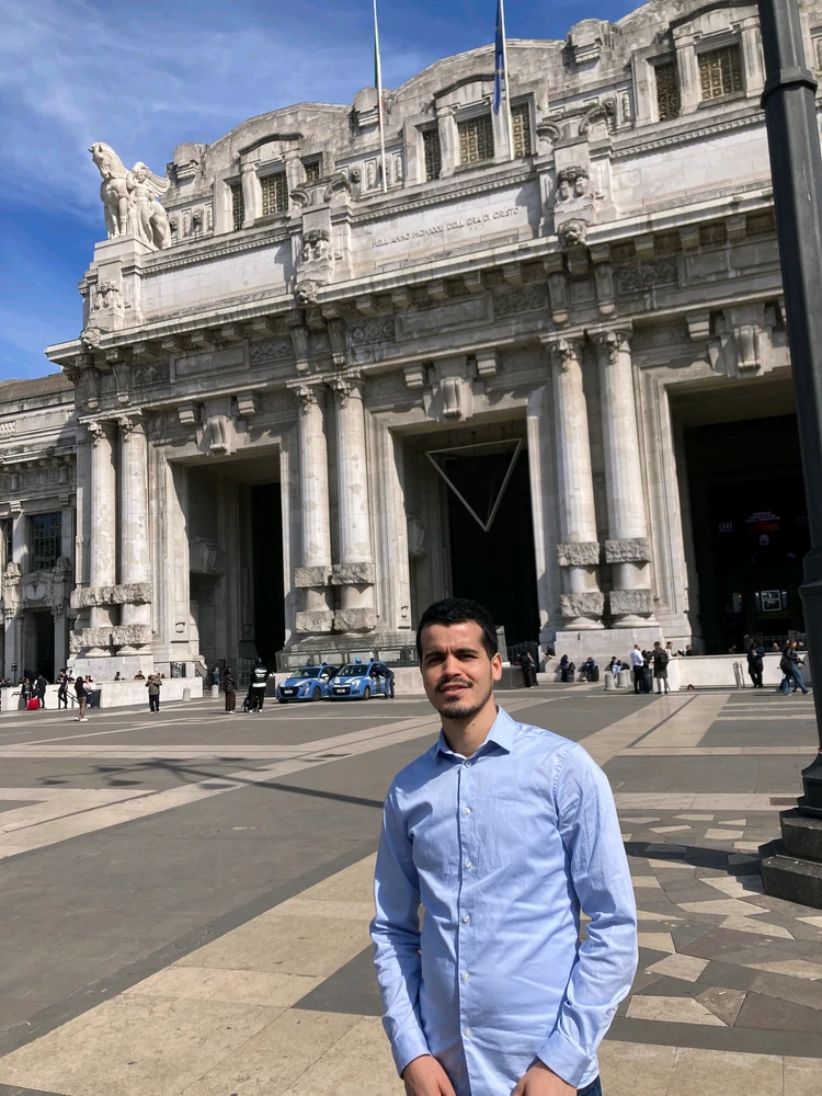 GIF uploaded by Kobbi