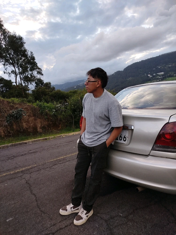 GIF subido por Alexander