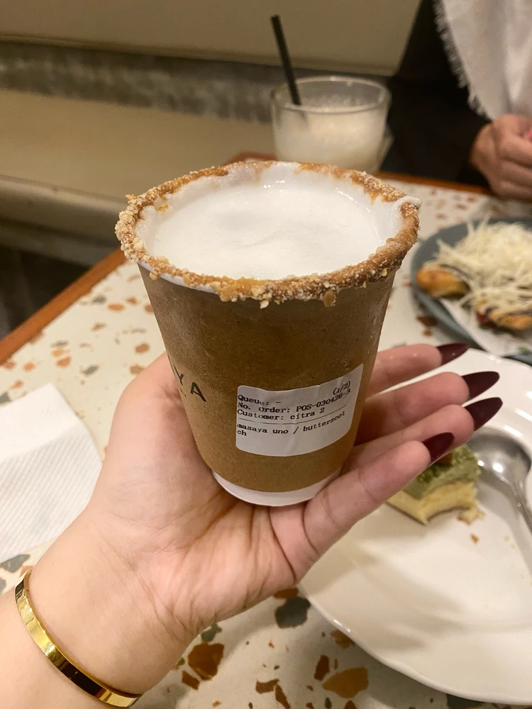 GIF diunggah oleh citra