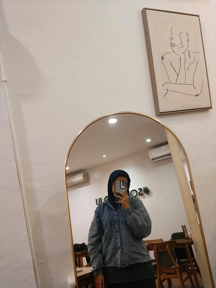 GIF diunggah oleh Dita Permata Asih Sinaga