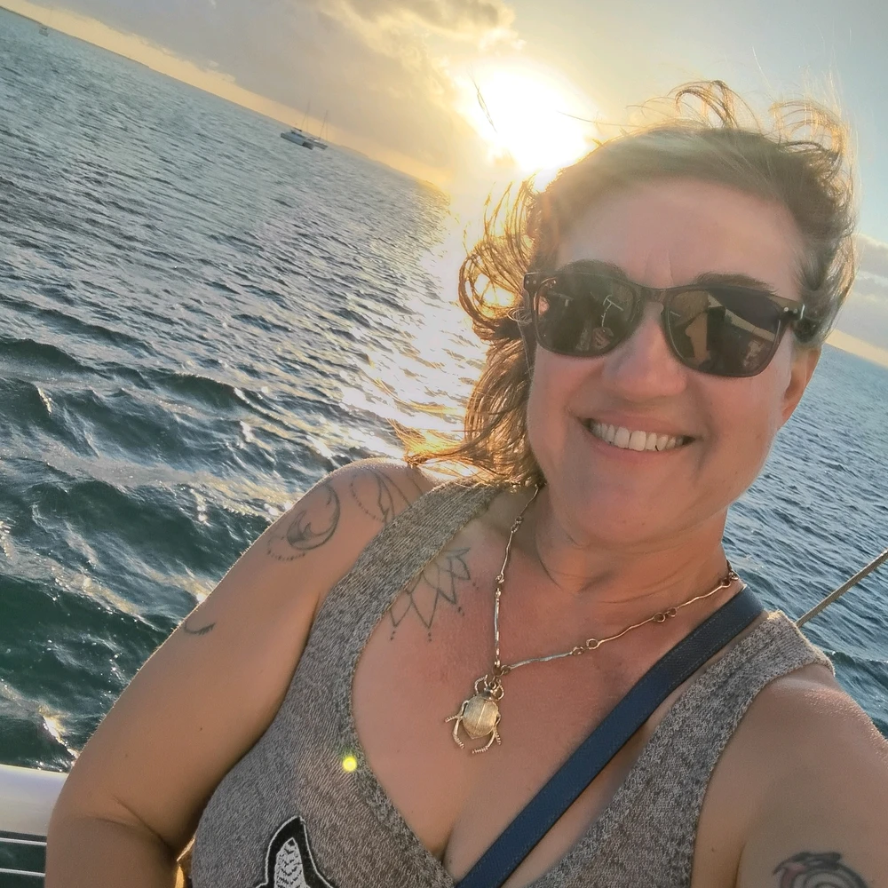 GIF uploaded by Charlove