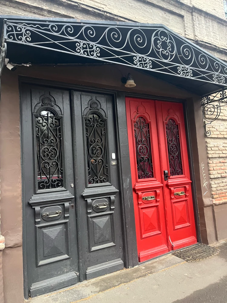 GIF-ი ატვირთა რაისეველინატოომაგარიშიგგაქვთ-მ