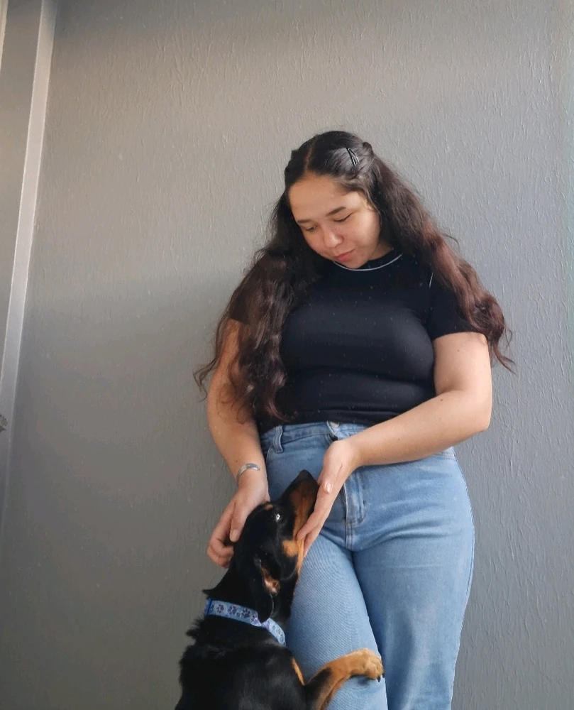 GIF uploaded by Izi