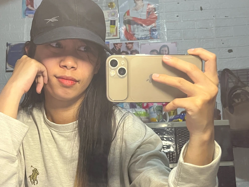 GIF uploaded by May-An