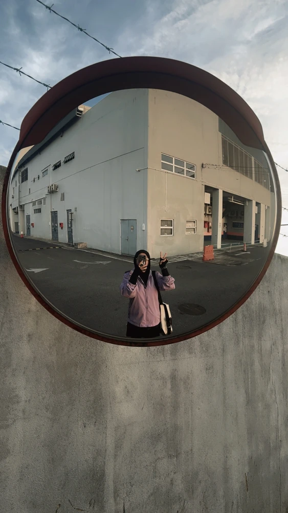 GIF uploaded by HARUNA