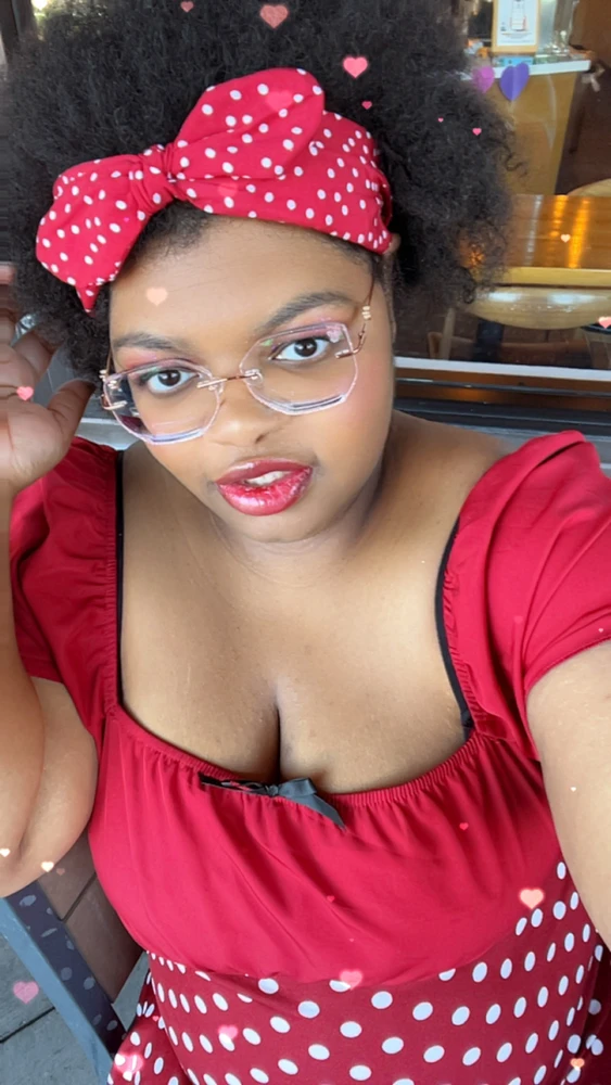 Image uploaded by Mia