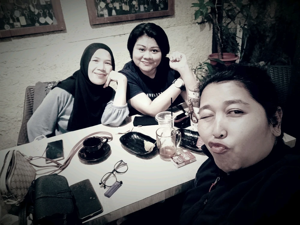 GIF diunggah oleh Mels