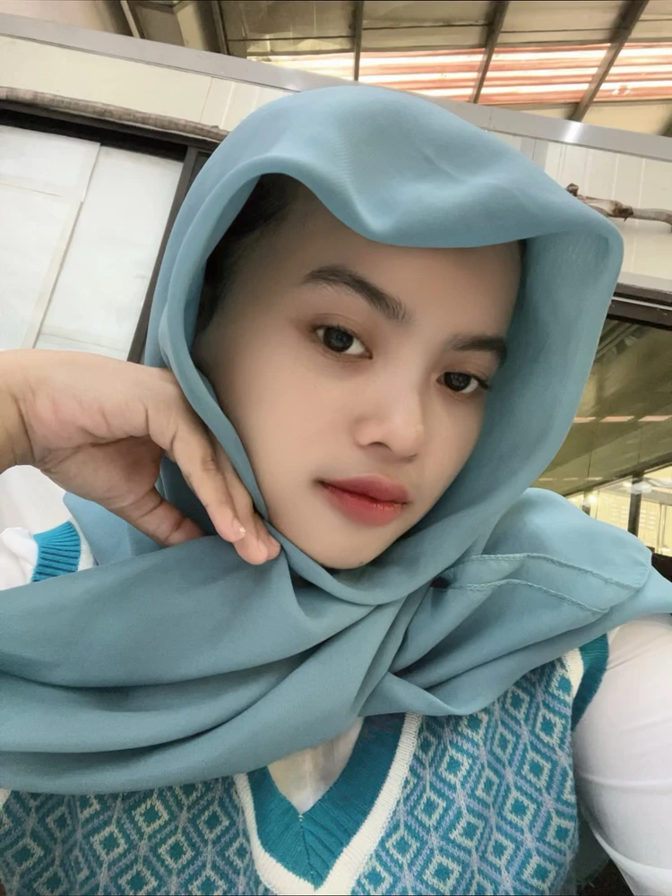 GIF diunggah oleh Eses