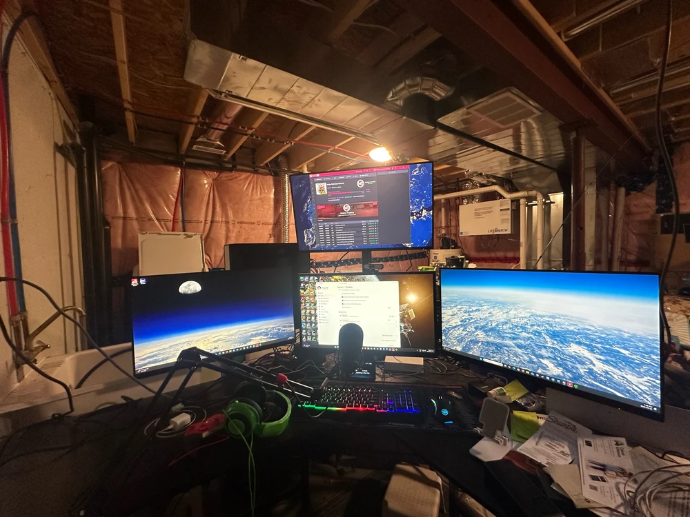 GIF uploaded by Nelly