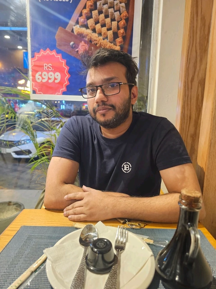 تصویر AzZy کی طرف سے اپ لوڈ کی گئی