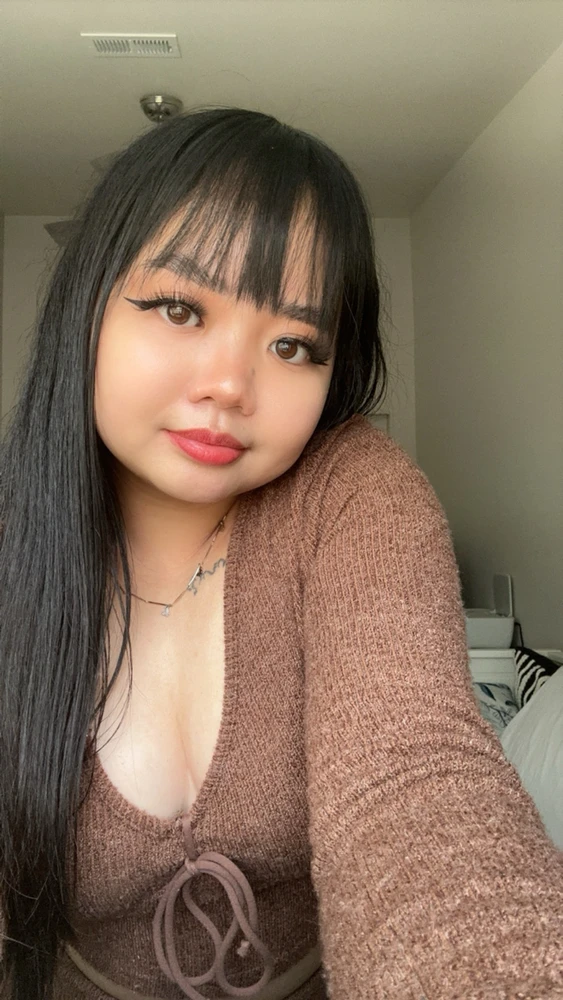 GIF uploaded by Ella