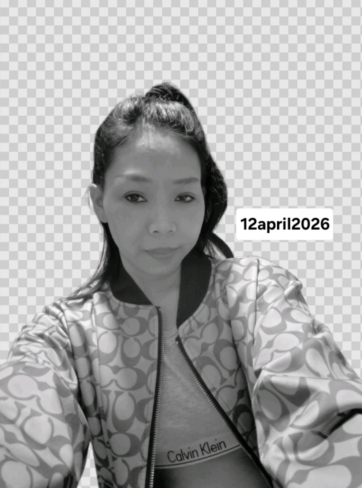 GIF uploaded by Yenni