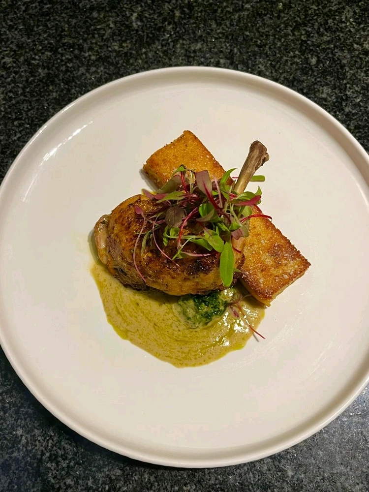 GIF uploaded by Emie