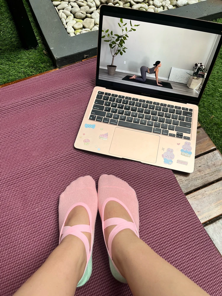 GIF uploaded by Nana