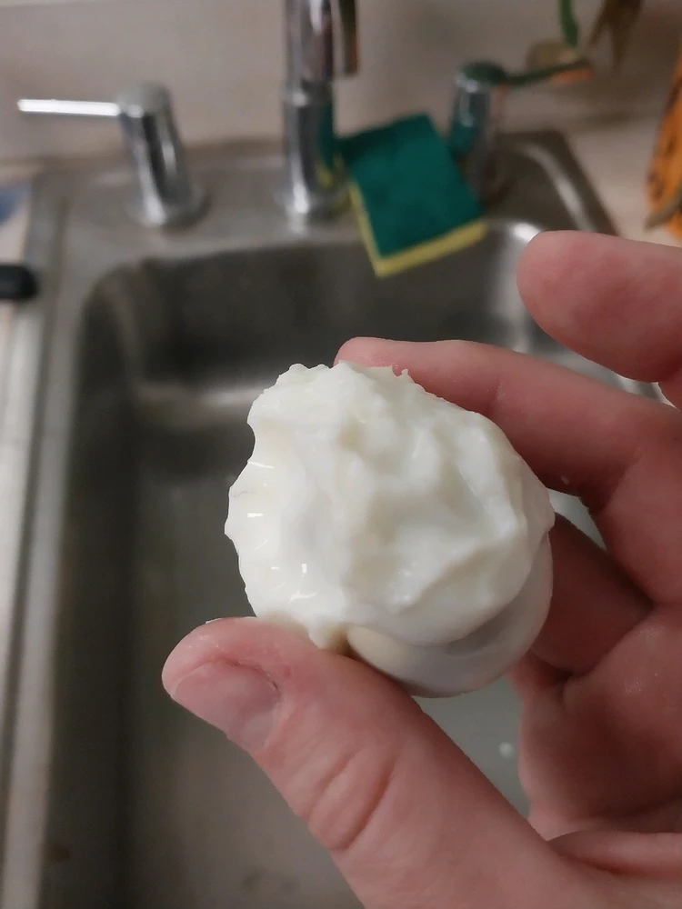 GIF uploaded by Diana