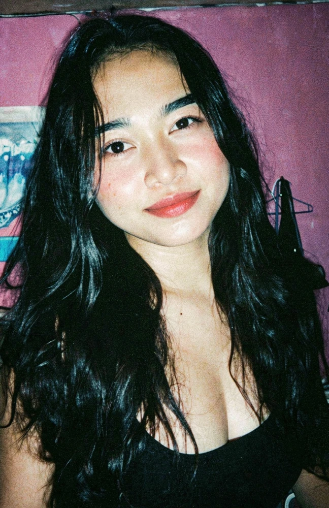 GIF uploaded by Moon Anaa